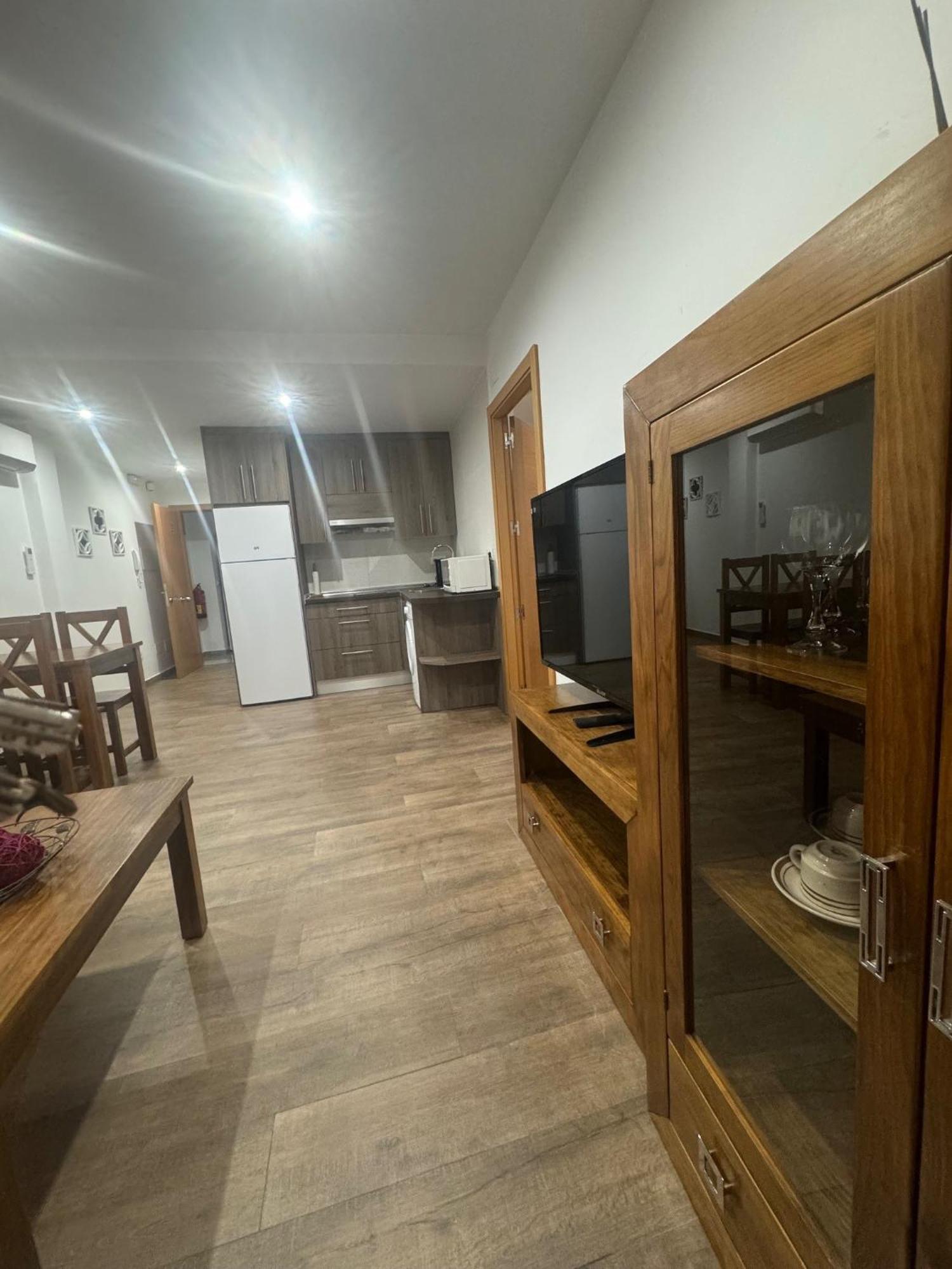 Apartamentos Turisticos Aranzazu Losar De La Vera Dış mekan fotoğraf